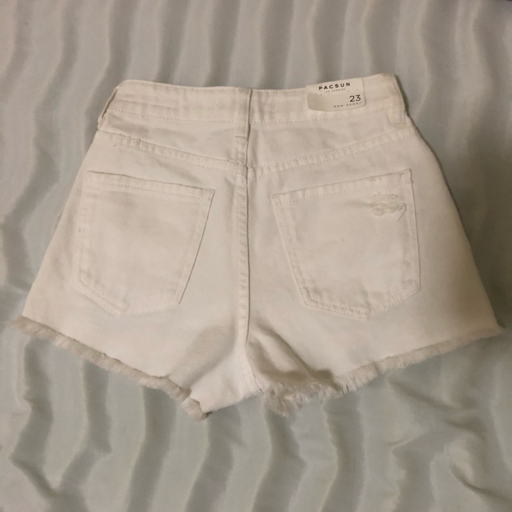 Mom Short - Picture 2 of 2